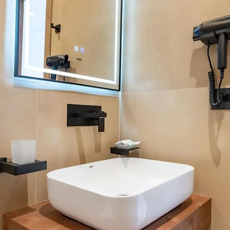 Aura Mare Hotel 4*