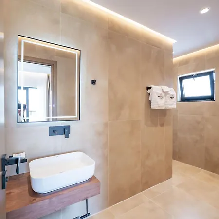 Aura Mare 4* Ksamil
